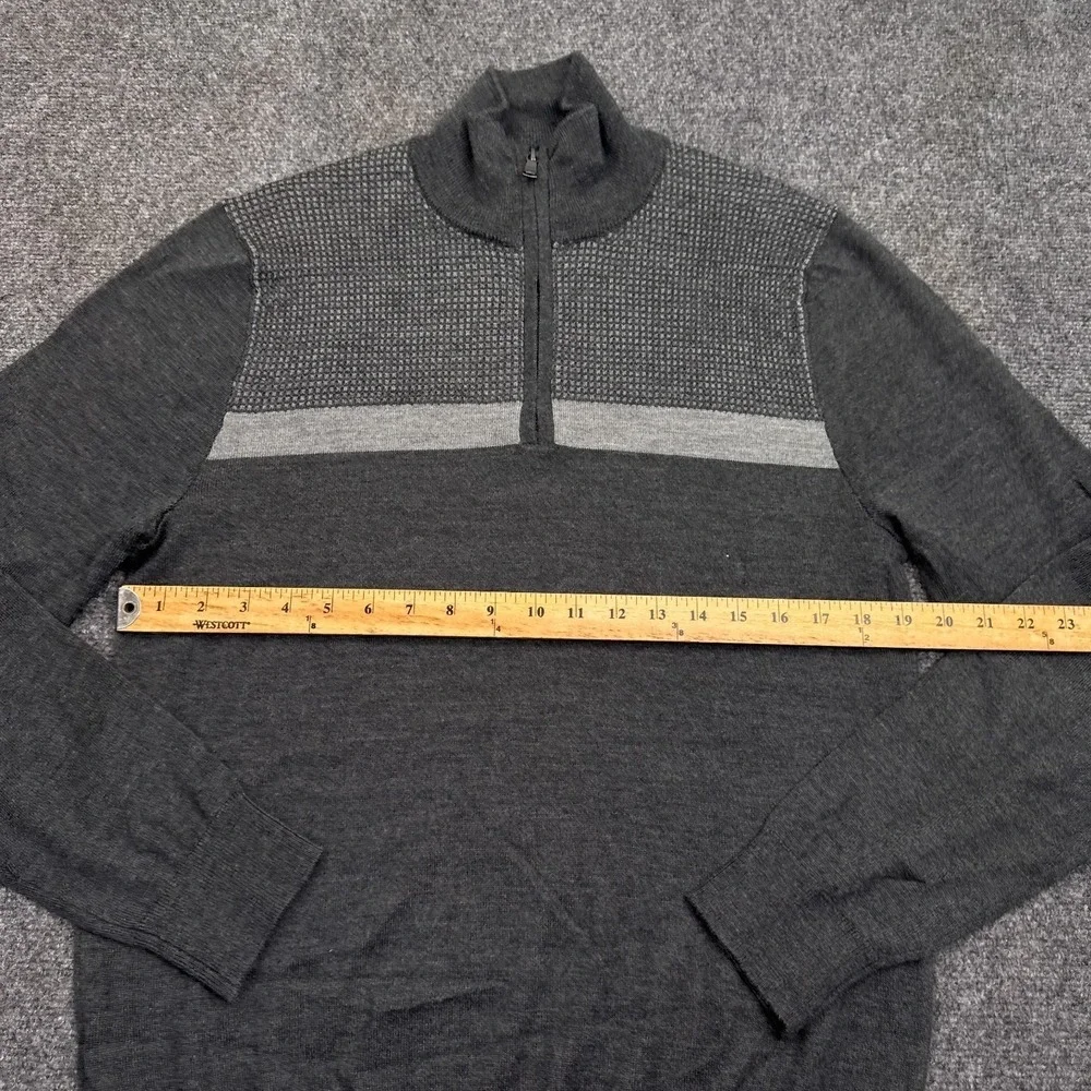 Banana Republic Merino Wool Sweater‎ Mens Size Medium Dark Gray 1/4 Zip Knit